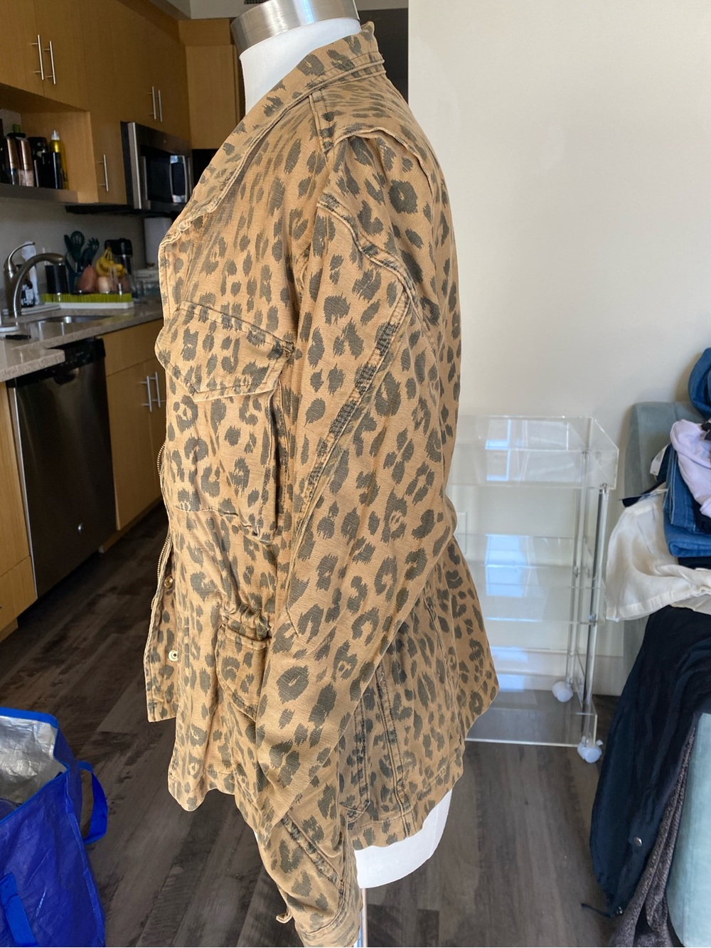 Frame Leopard-Print Utility Jacket - Picture 2 of 8